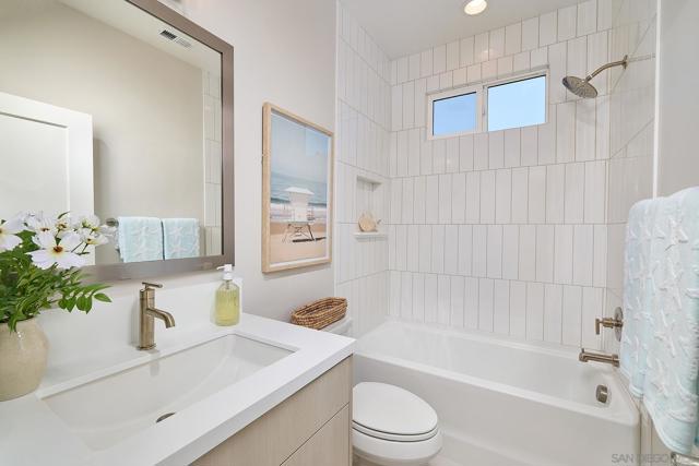 567 N Vulcan Ave, Encinitas CA: https://media.crmls.org/mediaz/5538fde9-f1e7-43ff-ab5d-10f887807c97.jpg