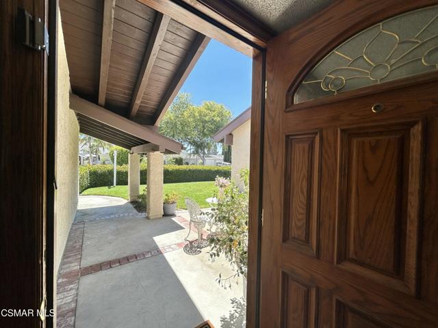 2653 N Broadmoor Avenue, Simi Valley CA: https://media.crmls.org/mediaz/553955d4-98f1-48dc-bfd6-668b318bb26c.jpg
