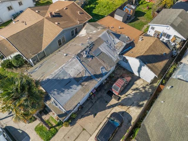 229 Elm Street, Watsonville CA: https://media.crmls.org/mediaz/5539b2e6-1caf-4b3e-aaef-6bdea115527d.jpg