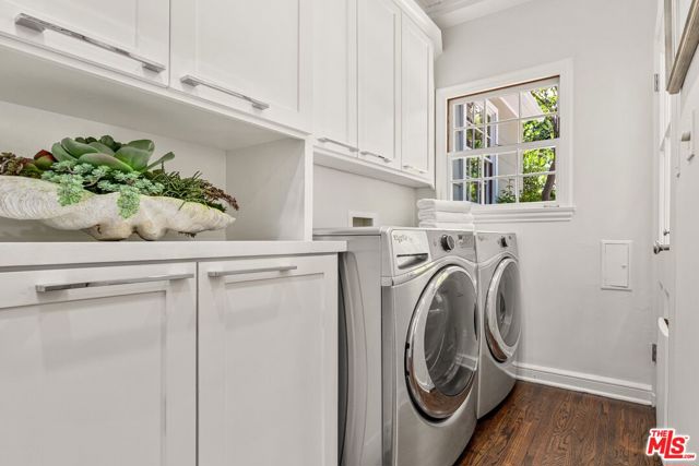 8023 Hemet Place, Los Angeles CA: https://media.crmls.org/mediaz/553b123c-f681-4d47-ab7a-7ff368843dcb.jpg