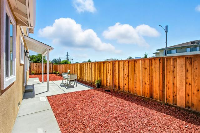 552 Borregas Avenue, Sunnyvale CA: https://media.crmls.org/mediaz/553b18aa-d7f3-4544-b095-e8576bdbdf0f.jpg