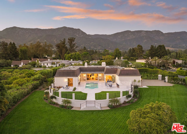 2125 Birnam Wood Drive, Santa Barbara CA: https://media.crmls.org/mediaz/553b1a42-6bb5-44fd-bae4-8b15c192648d.jpg