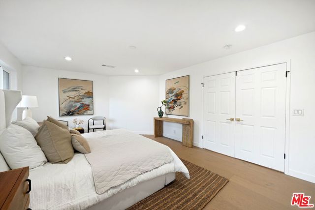 1251 Fairburn Avenue, Los Angeles, California 90024, 3 Bedrooms Bedrooms, ,3 BathroomsBathrooms,Single Family Residence,For Sale,Fairburn,24386583