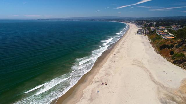 31 Seascape Resort Drive, Aptos CA: https://media.crmls.org/mediaz/553edf64-881a-4c0e-a30f-7df64b954dc0.jpg