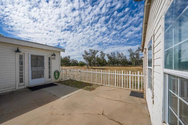 Detail Gallery Image 7 of 33 For 354 Magnolia Ave, Ramona,  CA 92065 - 2 Beds | 1 Baths