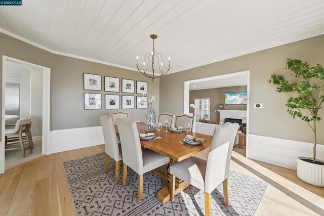 680 Grizzly Peak Blvd, Berkeley CA: https://media.crmls.org/mediaz/554045f4-4c76-4f83-9d75-2d40628df32b.jpg