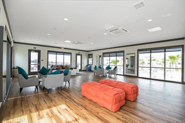 5140 Calle Sand Arch, San Diego CA: https://media.crmls.org/mediaz/55409f5d-c3f1-4d95-af04-993721b81997.jpg