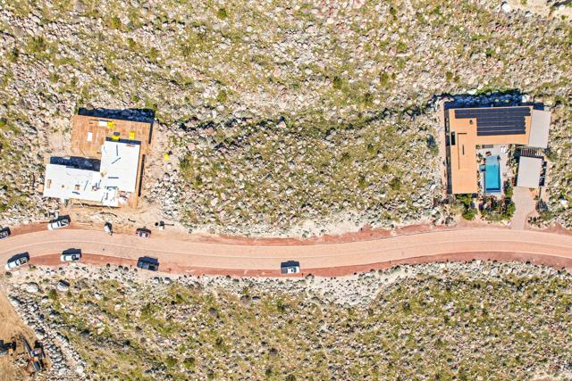 2338 City View Drive, Palm Springs CA: https://media.crmls.org/mediaz/5540cf4d-c2a4-45a0-a9df-35ebceafb5c7.jpg