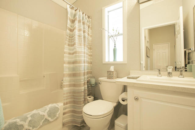 Image 6 of 48 For 14777 Palm Drive  8