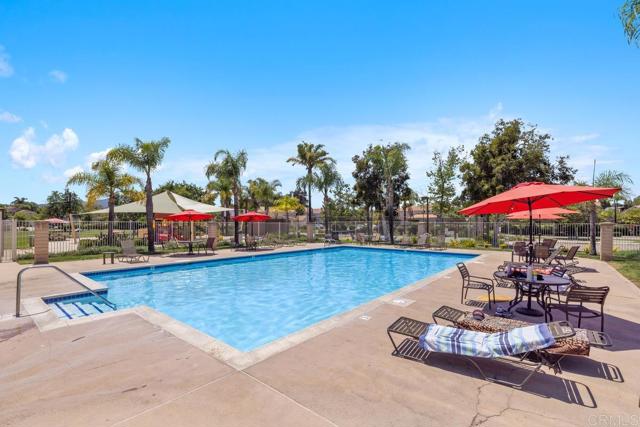 150 Rock Glen Way, Santee CA: https://media.crmls.org/mediaz/554144c2-865b-4d9e-ba40-e9599c6d3ca6.jpg
