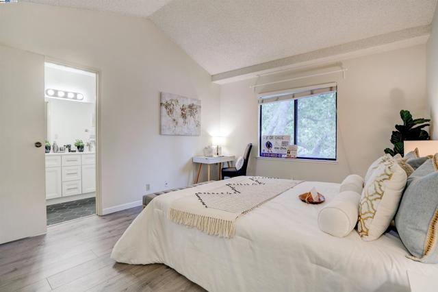 Image 12 of 50 For 6047 Joaquin Murieta Ave  F