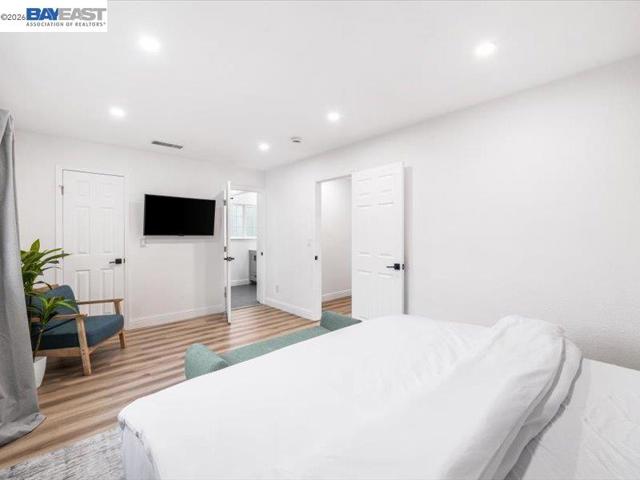 Image 29 of 60 For 1556 Wagoner Dr