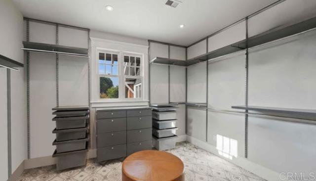 Detail Gallery Image 35 of 54 For 1027 G Ave, Coronado,  CA 92118 - 5 Beds | 3/1 Baths