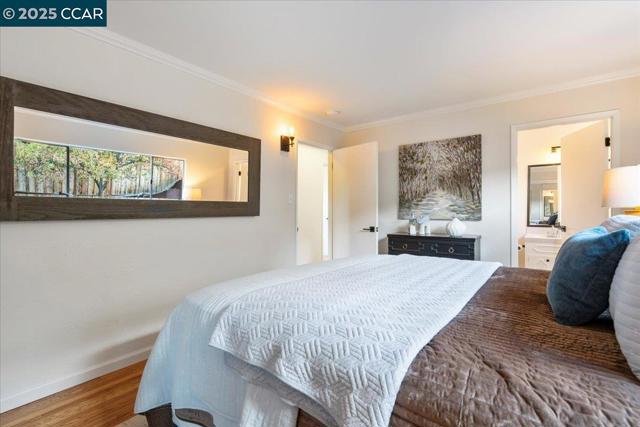 3503 Highland Ave, Redwood City CA: https://media.crmls.org/mediaz/55430537-ac6a-4837-a747-93b06edfb823.jpg