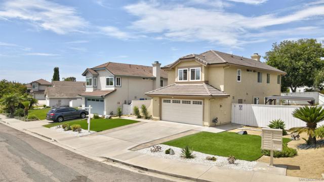 609 Rue Bayonne, Chula Vista CA: https://media.crmls.org/mediaz/55434c1f-22b9-4f60-a9c5-f5d755cde8b2.jpg