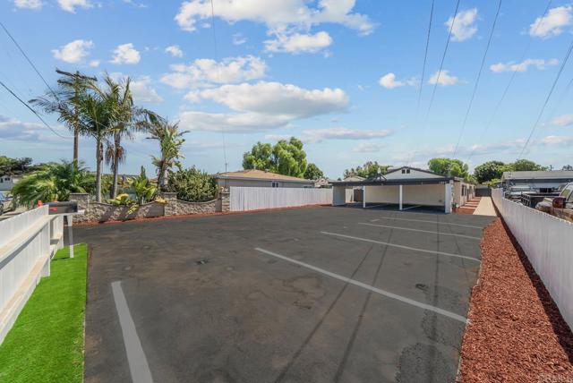 Image 14 of 30 For 1877 Donax Avenue