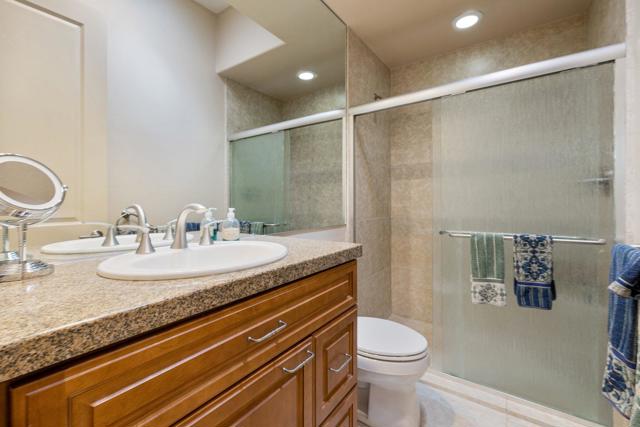 44476 Hazel Canyon Lane, Palm Desert CA: https://media.crmls.org/mediaz/554590e3-6c43-4c1a-a90c-d04b7d0bd247.jpg