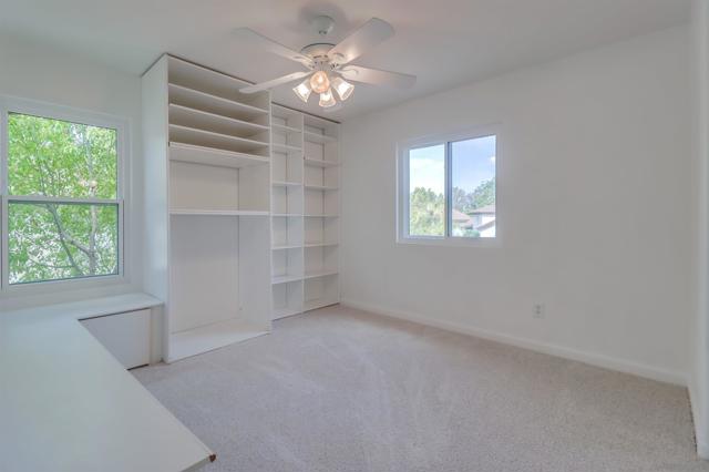 32411 Cassino Court, Temecula CA: https://media.crmls.org/mediaz/5545e7ca-3aee-4bf9-8a22-3f3783a72eda.jpg