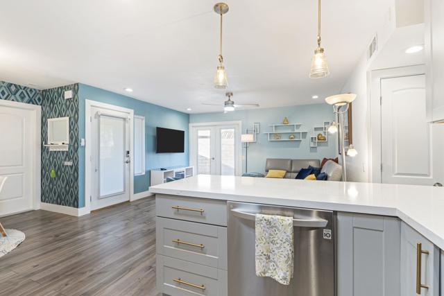 1433 Sunflower Circle N, Palm Springs, CA 92262