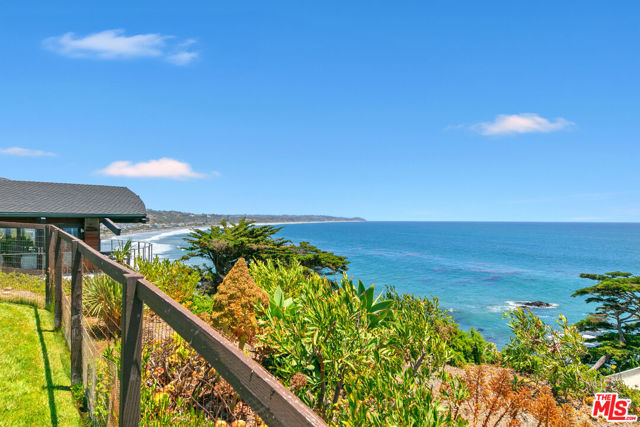 31540 Victoria Point Road, Malibu CA: https://media.crmls.org/mediaz/55467dde-5179-4a91-82a6-0cfbbeeee655.jpg