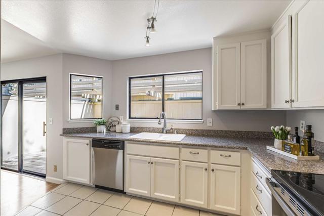 Image 12 of 47 For 388 Union Avenue B