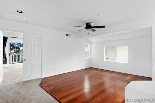 2412 Starlight Gln, Escondido CA: https://media.crmls.org/mediaz/5547f80e-79bc-4416-9f1d-807680b60fa3.jpg
