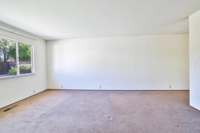 6871 Tunbridge Way, San Jose CA: https://media.crmls.org/mediaz/5548d459-2e09-42a7-8cd8-e5aeb7ac4af3.jpg