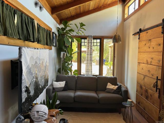 2248 Buena Creek Rd., Vista CA: https://media.crmls.org/mediaz/55492717-1479-4522-8f28-0ecc47937004.jpg