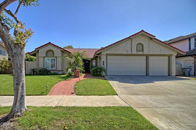 Detail Gallery Image 1 of 1 For 810 Coronado Pl, Oxnard,  CA 93030 - 3 Beds | 2 Baths