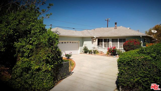 20621 VALERIO Street photo 1