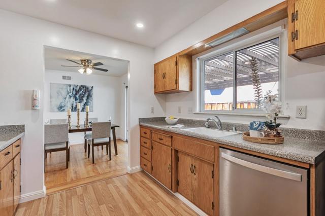 987 Selby Lane, San Jose CA: https://media.crmls.org/mediaz/554a8152-aa6d-452d-a3f2-4112a79c7331.jpg