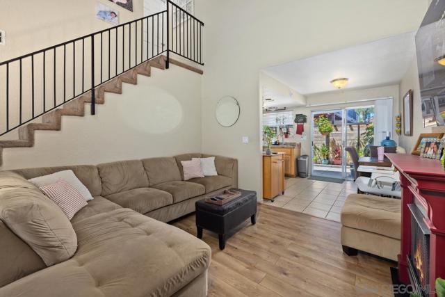 4754 68th St, San Diego CA: https://media.crmls.org/mediaz/554abfb5-3d29-4c9a-9a4d-53f7acb18bc3.jpg
