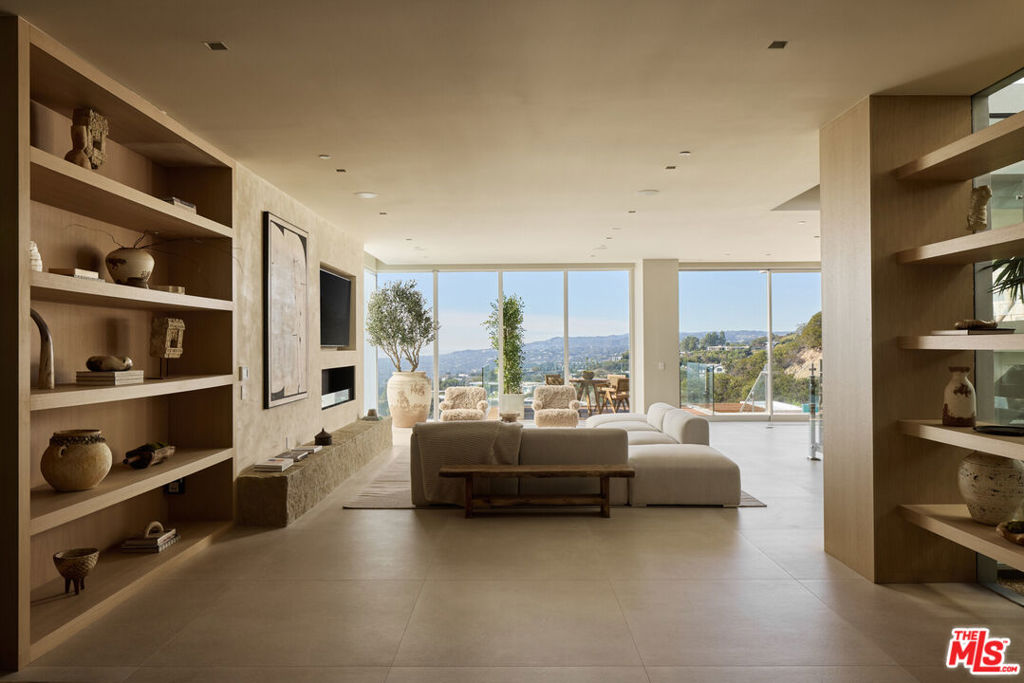 MLS #26874401 image #5