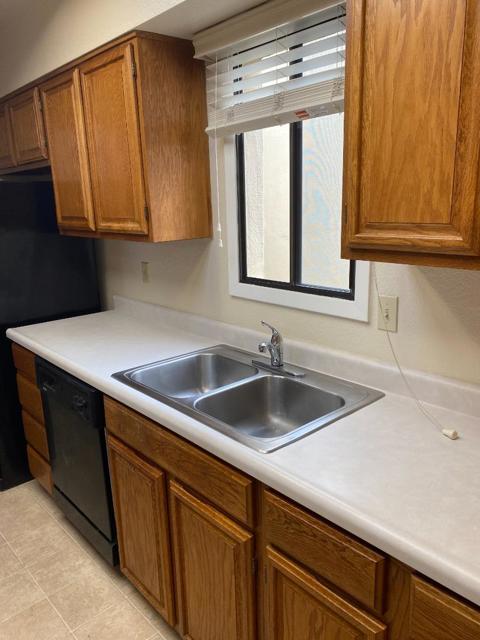 1051 Padre Drive, Salinas CA: https://media.crmls.org/mediaz/554b1035-01c2-480a-91e0-c3274b2b1ecd.jpg