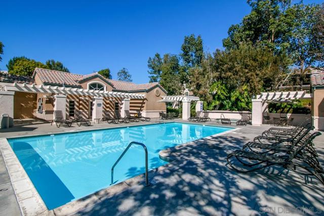 3539 Caminito El Rincon, San Diego CA: https://media.crmls.org/mediaz/554c6fba-6b0f-4616-90ea-0d1f1be69347.jpg
