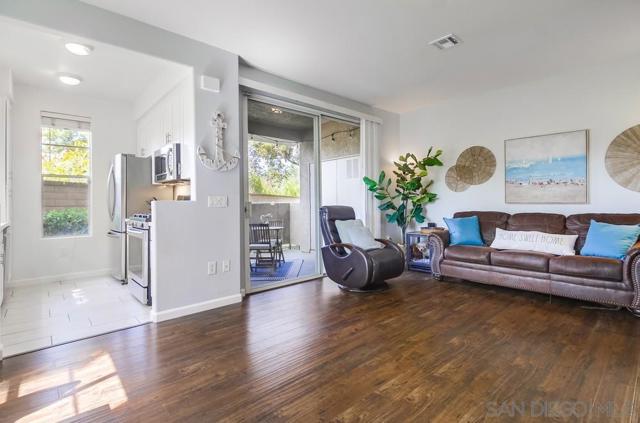3534 Caminito El Rincon, San Diego CA: https://media.crmls.org/mediaz/554cf6b4-c011-4f29-a838-4b18b521663d.jpg