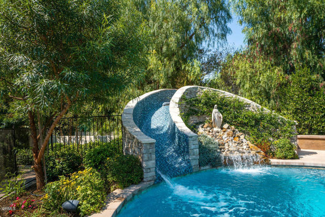 2017 Freeborn Way,  CA: https://media.crmls.org/mediaz/554e5bb7-b10b-4789-b2b1-b2bdfe382621.jpg