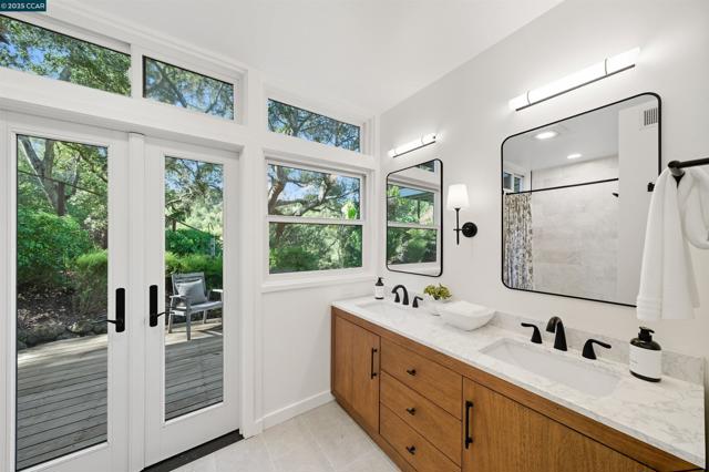 4161 Coralee Ln, Lafayette CA: https://media.crmls.org/mediaz/554e9071-d26d-4613-8e0c-b274b2ee8cb0.jpg