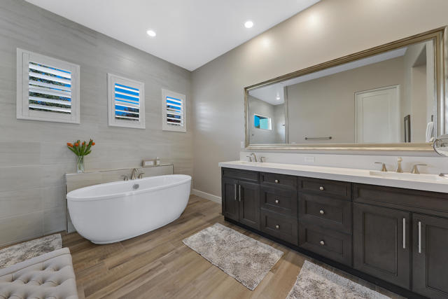 81320 Thunder Gulch Way, La Quinta CA: https://media.crmls.org/mediaz/554f2d4b-c8d6-4d60-9687-ece91b4b9937.jpg