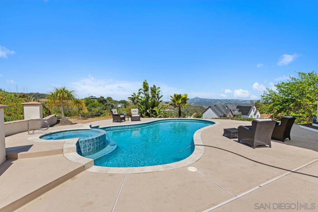 MLS #250026892SD image #67