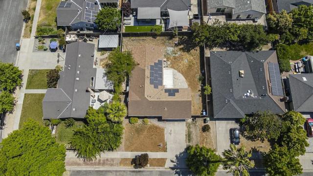1514 San Joaquin Avenue, San Jose CA: https://media.crmls.org/mediaz/555075ea-d8dd-4135-87fc-a9989dc7f6b1.jpg