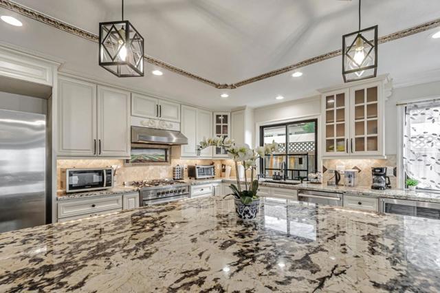 101 S 13th Street, San Jose CA: https://media.crmls.org/mediaz/5550c929-053c-4e65-9950-08b1c62c6ead.jpg