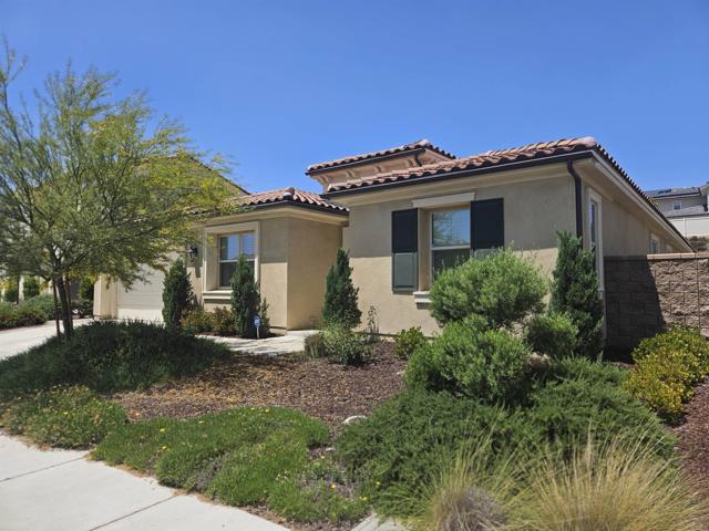 34885 Heartland Lane, Murrieta CA: https://media.crmls.org/mediaz/55511f77-0736-4702-bbf4-5c41125b23a4.jpg