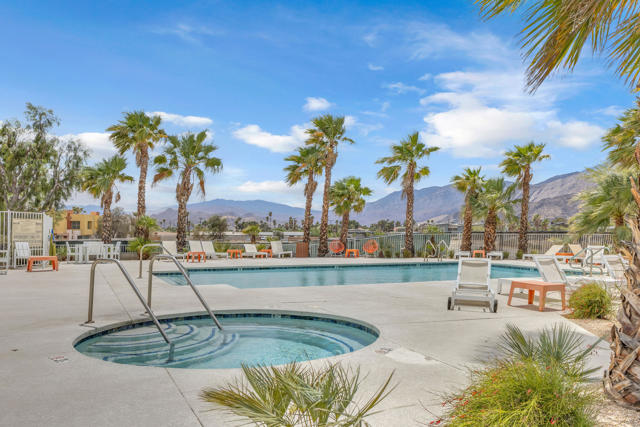 3563 Penny Lane, Palm Springs CA: https://media.crmls.org/mediaz/55519dd2-cf03-46f9-b2e9-485527b770c9.jpg
