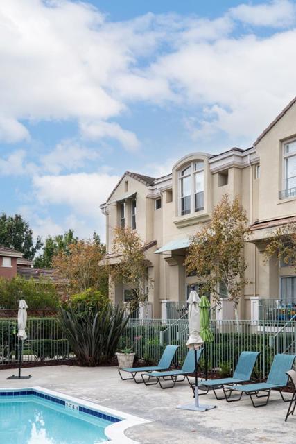 143 Frederick Court, Mountain View CA: https://media.crmls.org/mediaz/55521fbd-75f4-4db7-b7fe-bd5c7e0943a6.jpg