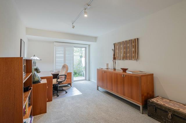 60 Skyline Crest Drive, Monterey CA: https://media.crmls.org/mediaz/555297aa-6c6d-4b6c-b815-dfe1b91db59c.jpg