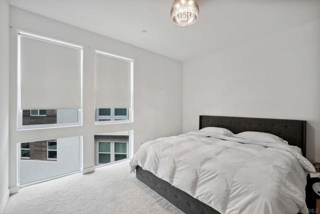 2942 Franklin, San Diego CA: https://media.crmls.org/mediaz/55529907-5283-4d26-992e-2bb6d9241051.jpg