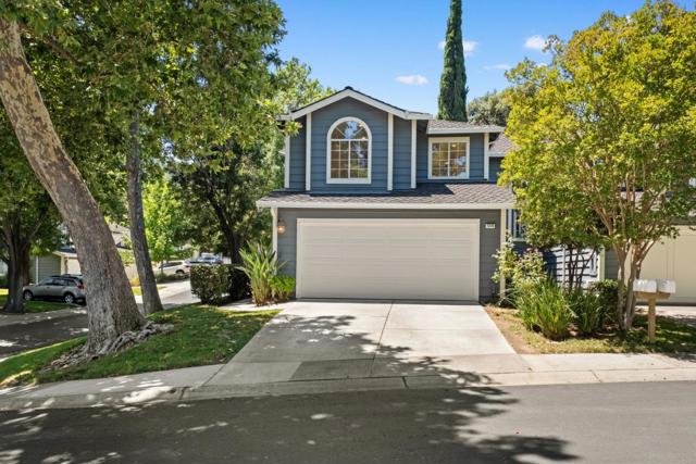 1220 Polk Spring Court, San Jose CA: https://media.crmls.org/mediaz/5552ec12-1bc2-48c6-8d6e-2eefbbda3fec.jpg