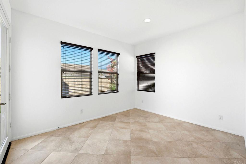 571 Trovita Court - photo 17