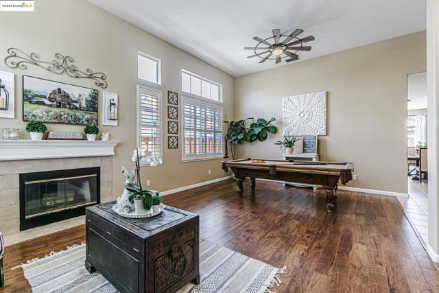 2480 Stanford Way, Antioch CA: https://media.crmls.org/mediaz/55540850-f8cd-4967-bd8f-8c83b91a3006.jpg